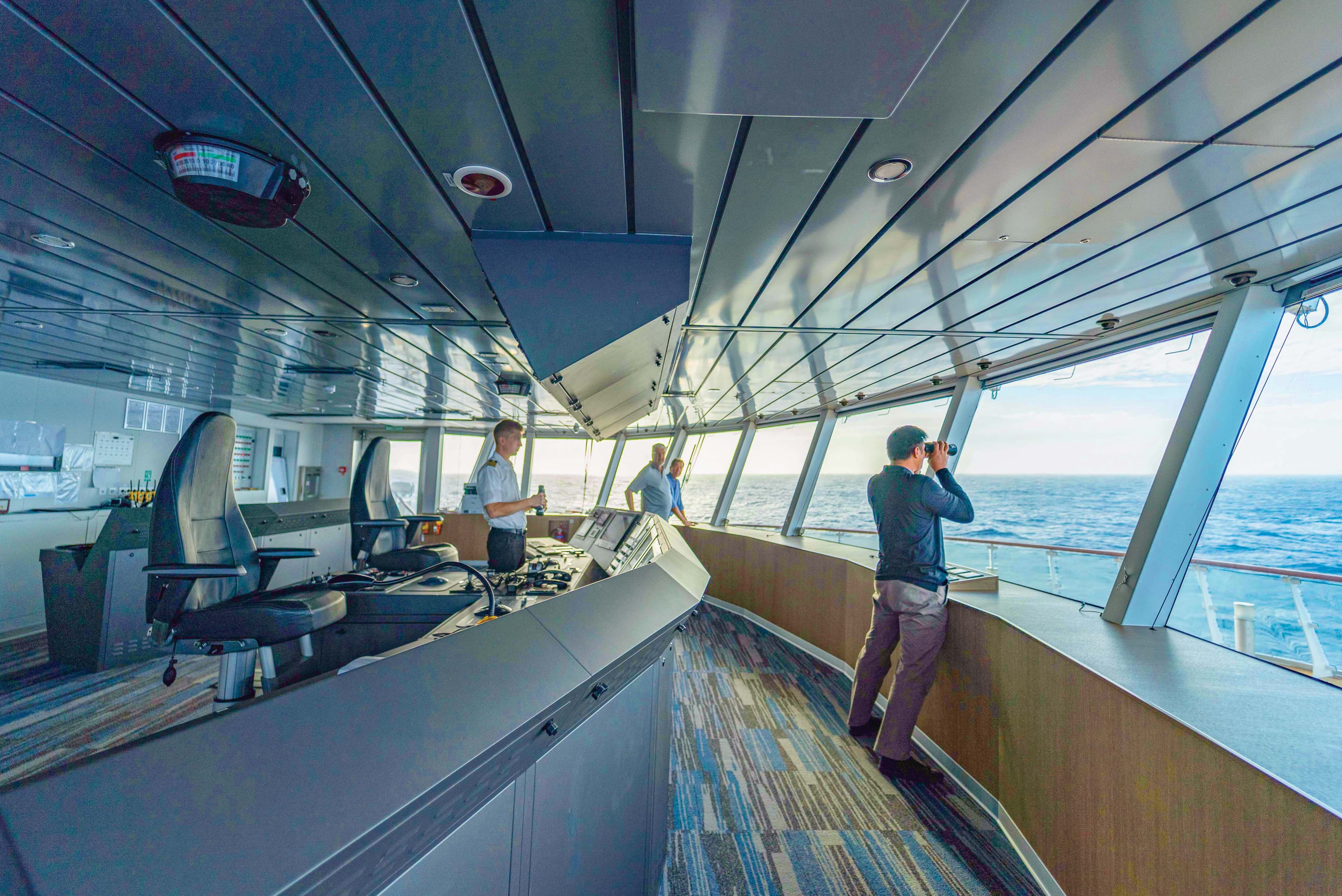 Ship Greg Mortimer Interior - Bridge - GM001