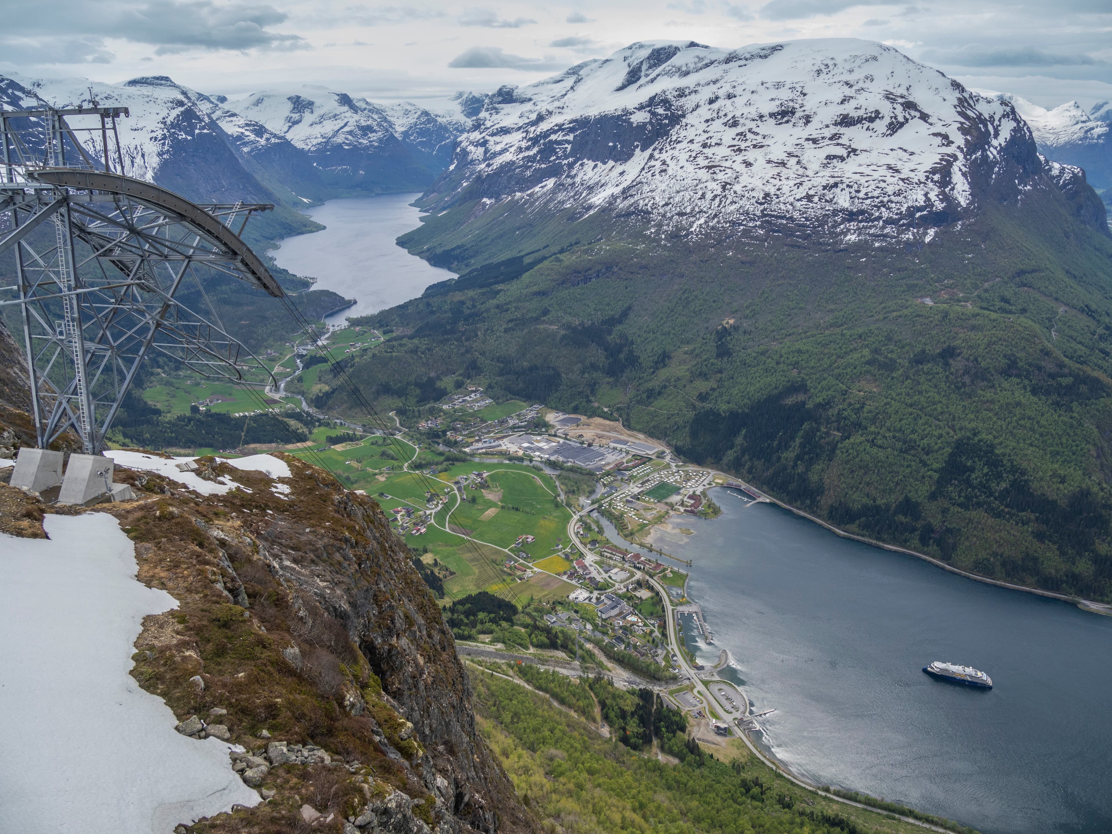 Large RGB-LEX-Norway Svalbard 0622-06.jpg