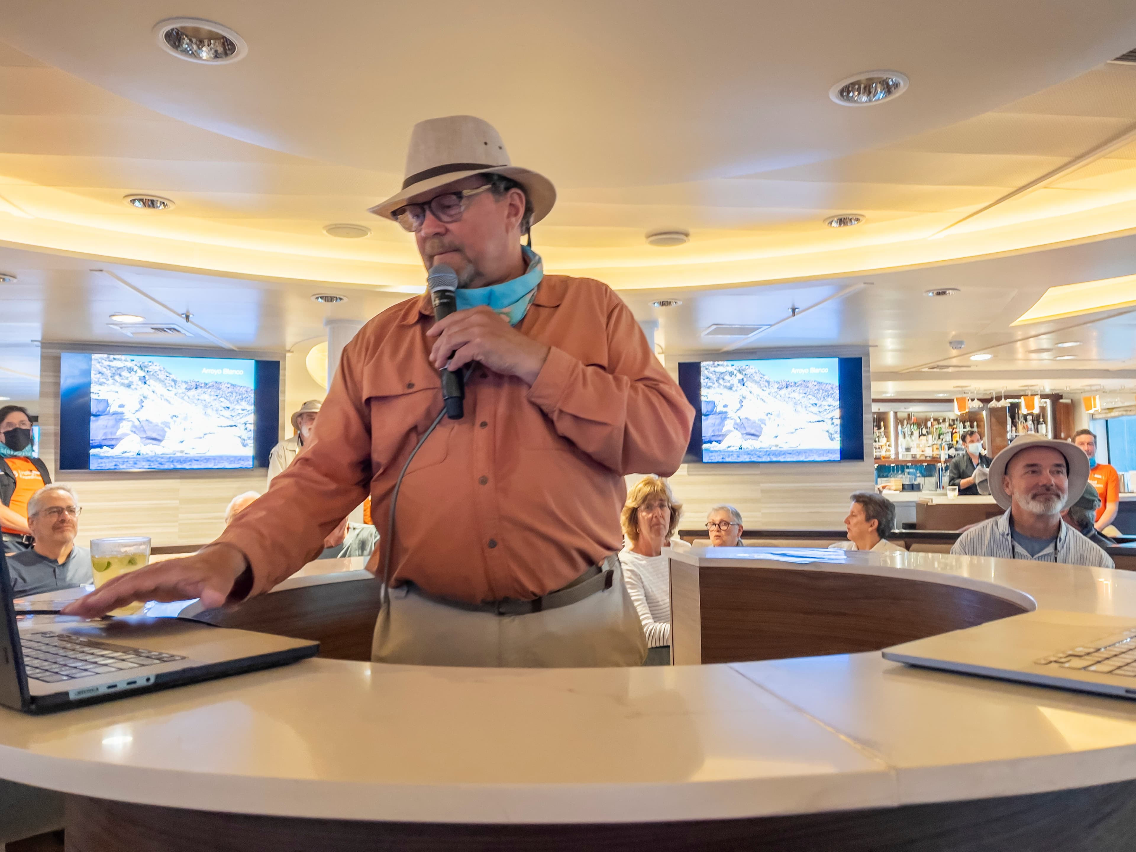 Large RGB-LEX-Ship NG Venture Interior - Mexico Baja California MSN-0423-860.jpg