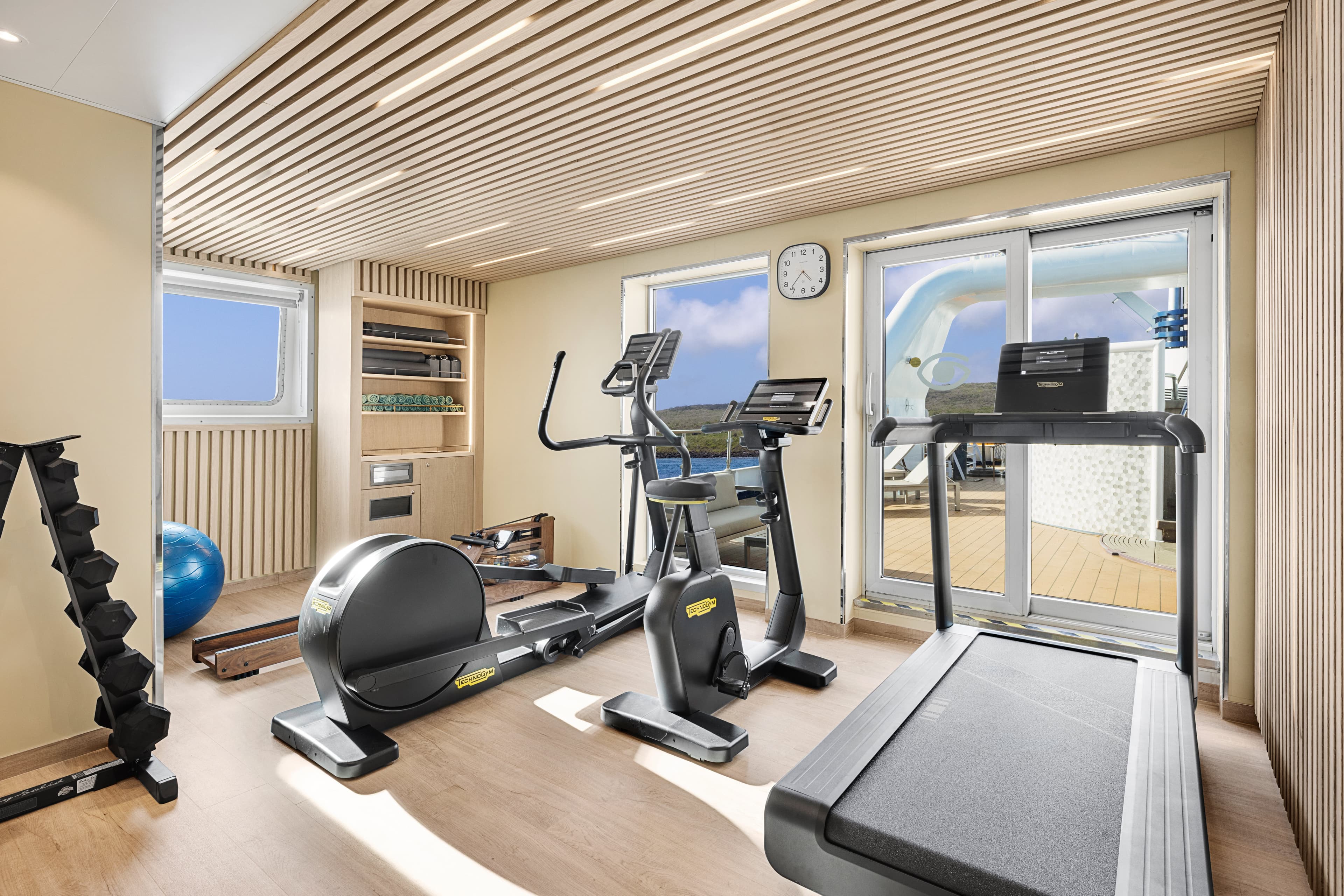 Large RGB-LEX-Ship NG Gemini Interior-1.jpg