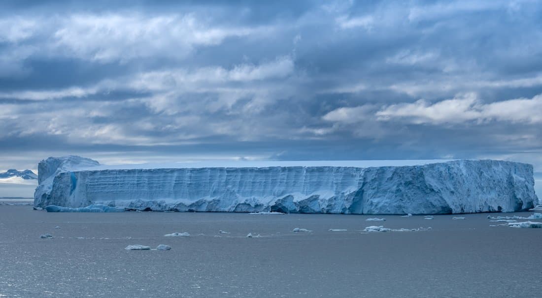 Ross Sea Ice Shelf Icebergs.jpg