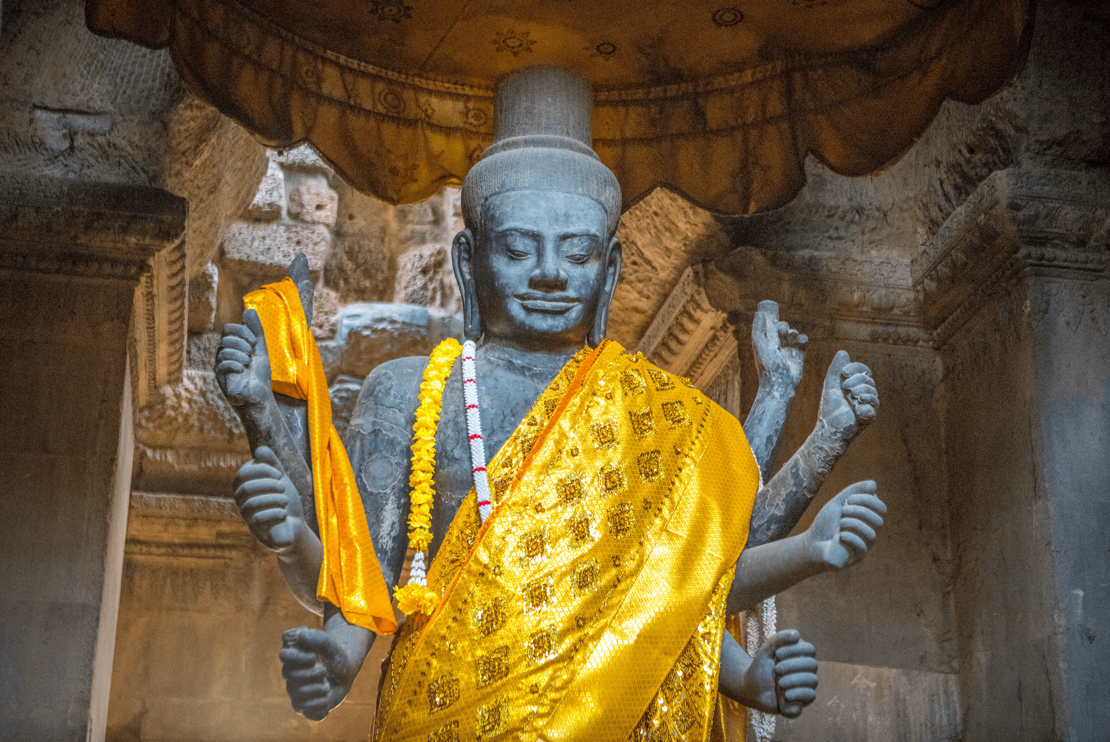 Ta Reach Statue Angkor Wat.jpg