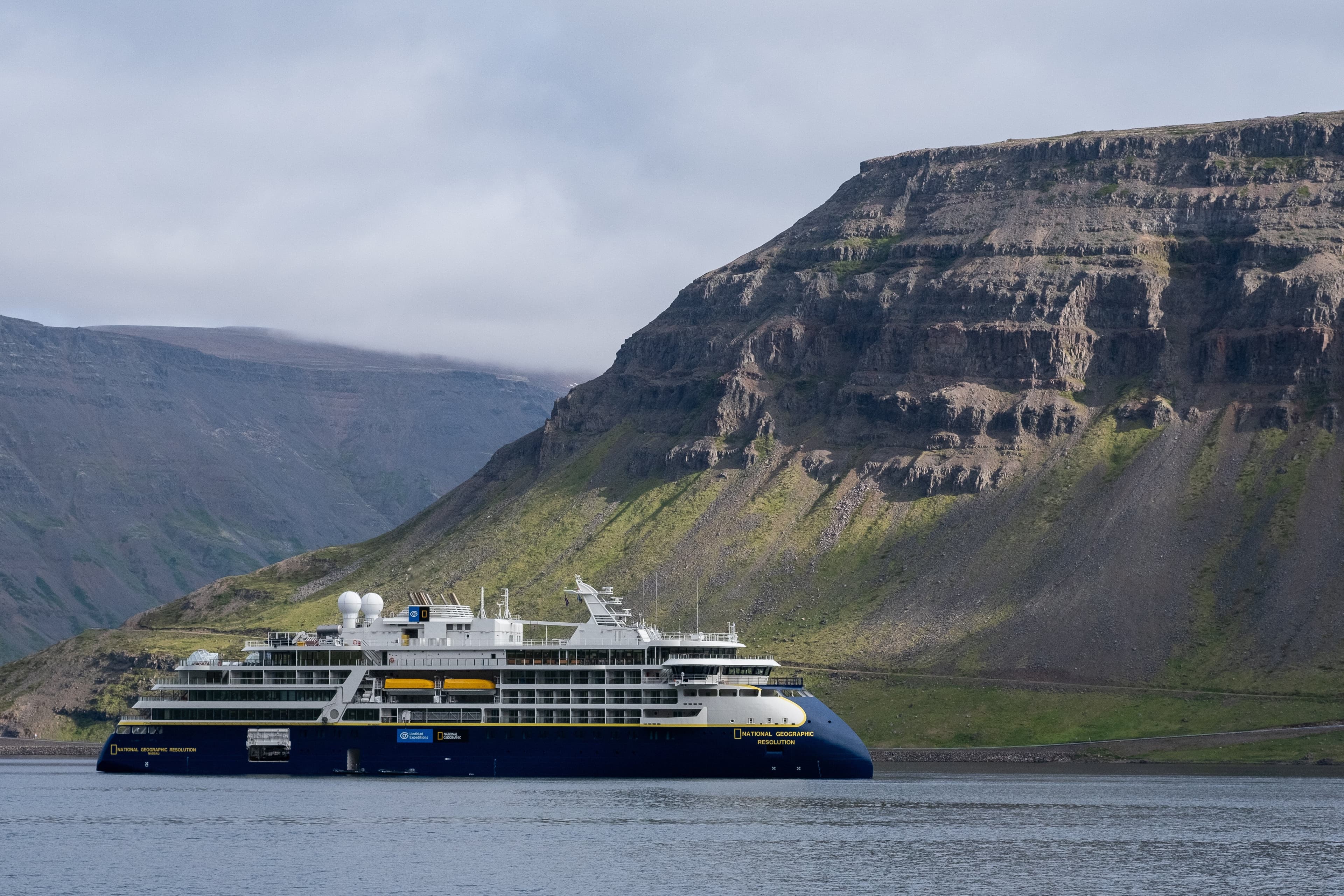 Hero Image Large RGB-LEX-Iceland Arnarfjorour Westfjords 0168.jpg