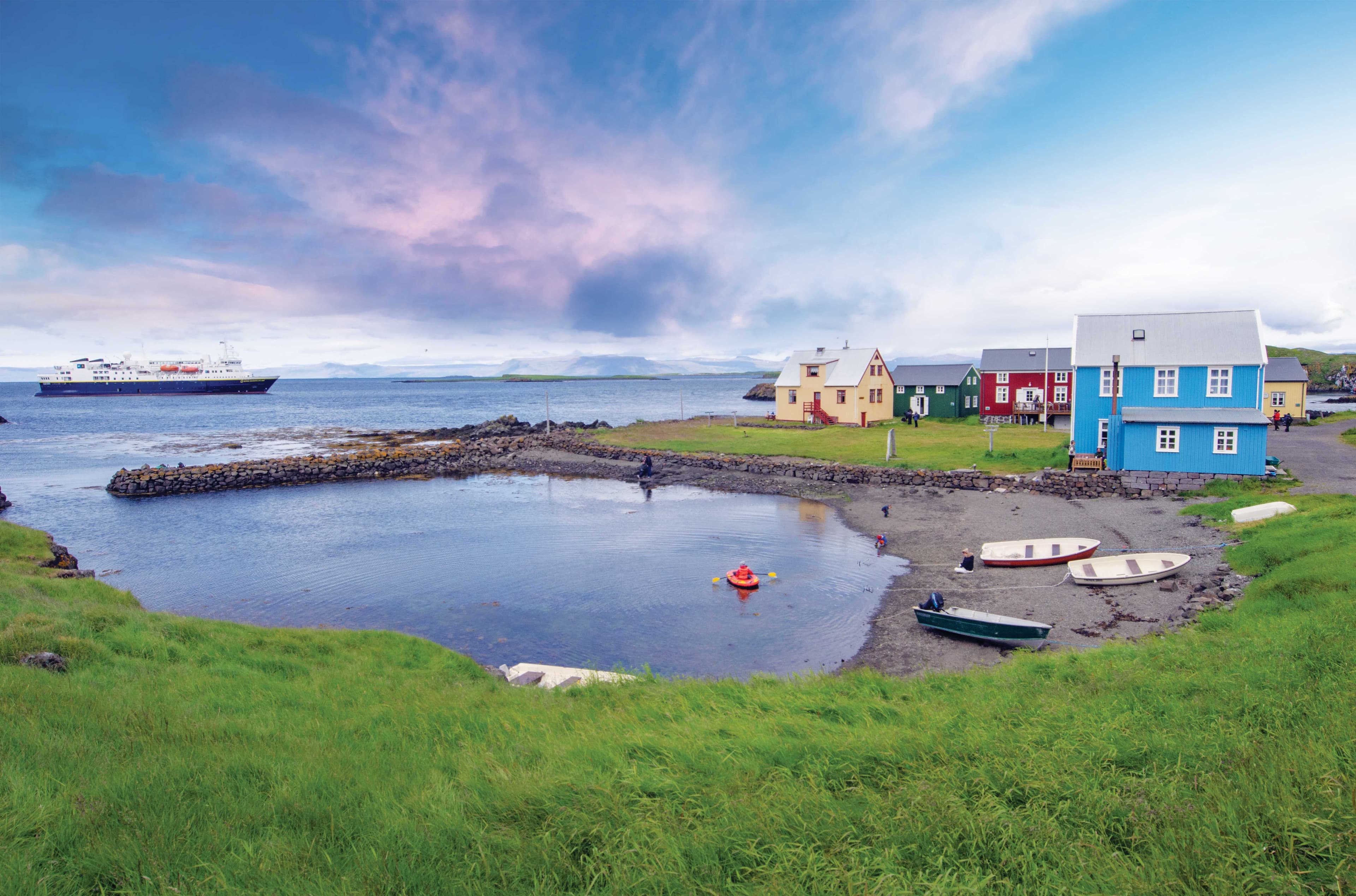 Large RGB-Lindblad Expeditions-Iceland Breidafjordur 089a.jpg