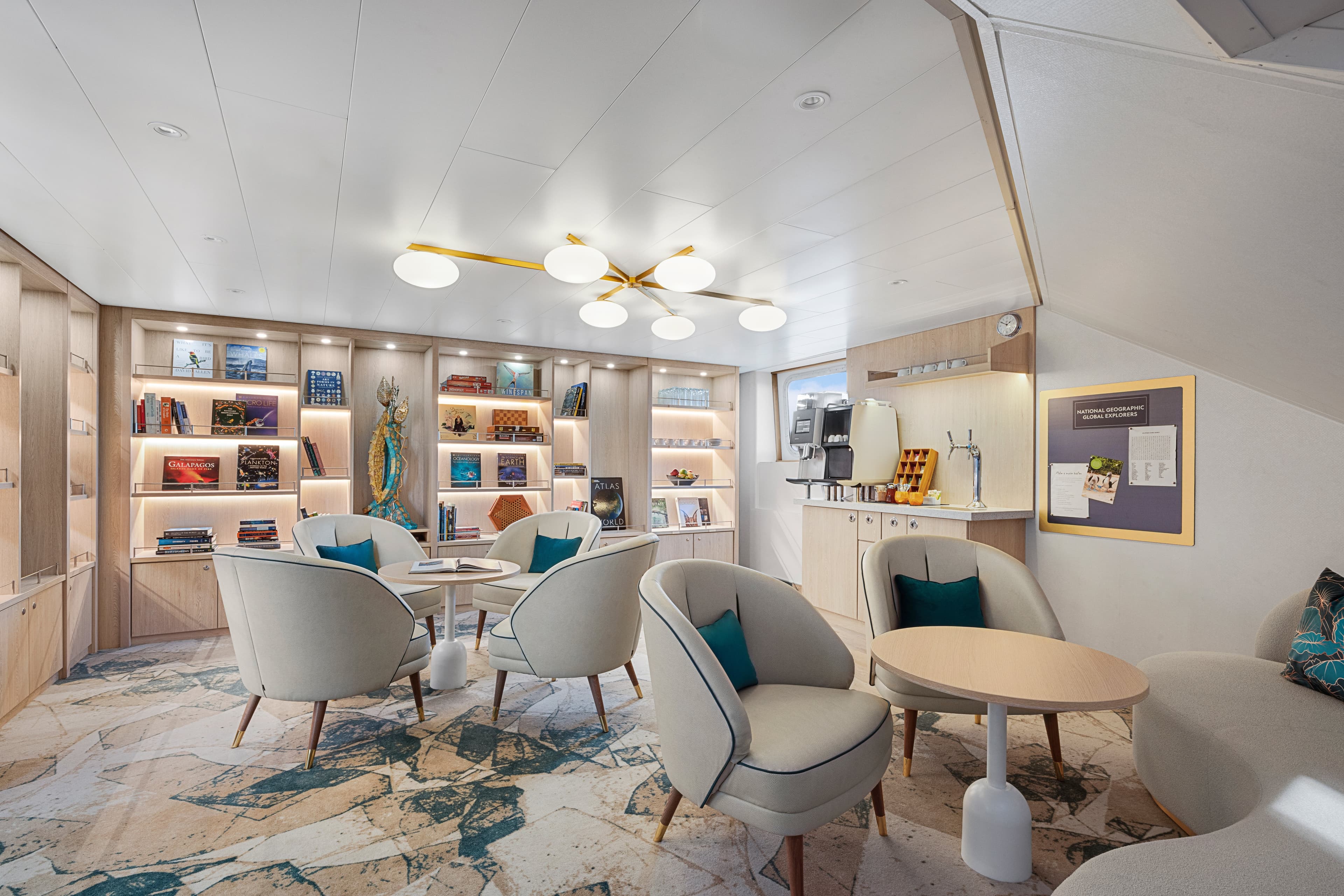 Large RGB-LEX-Ship NG Gemini Interior Library DS6976.jpg