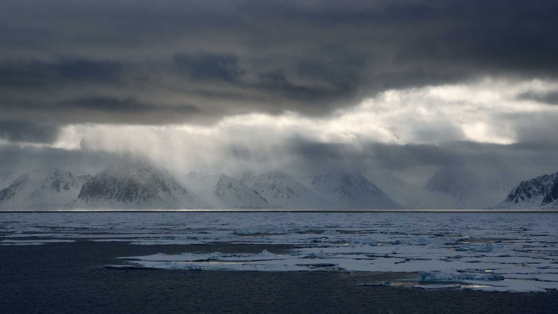 North to 80˚ Svalbard, Norway