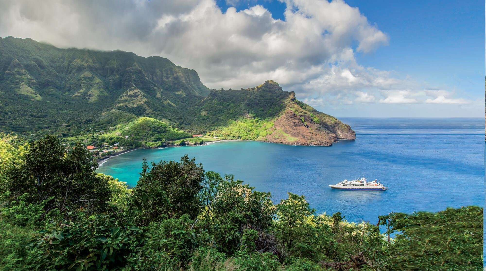 Polynesia Vs. Melanesia Deciphering the Differences