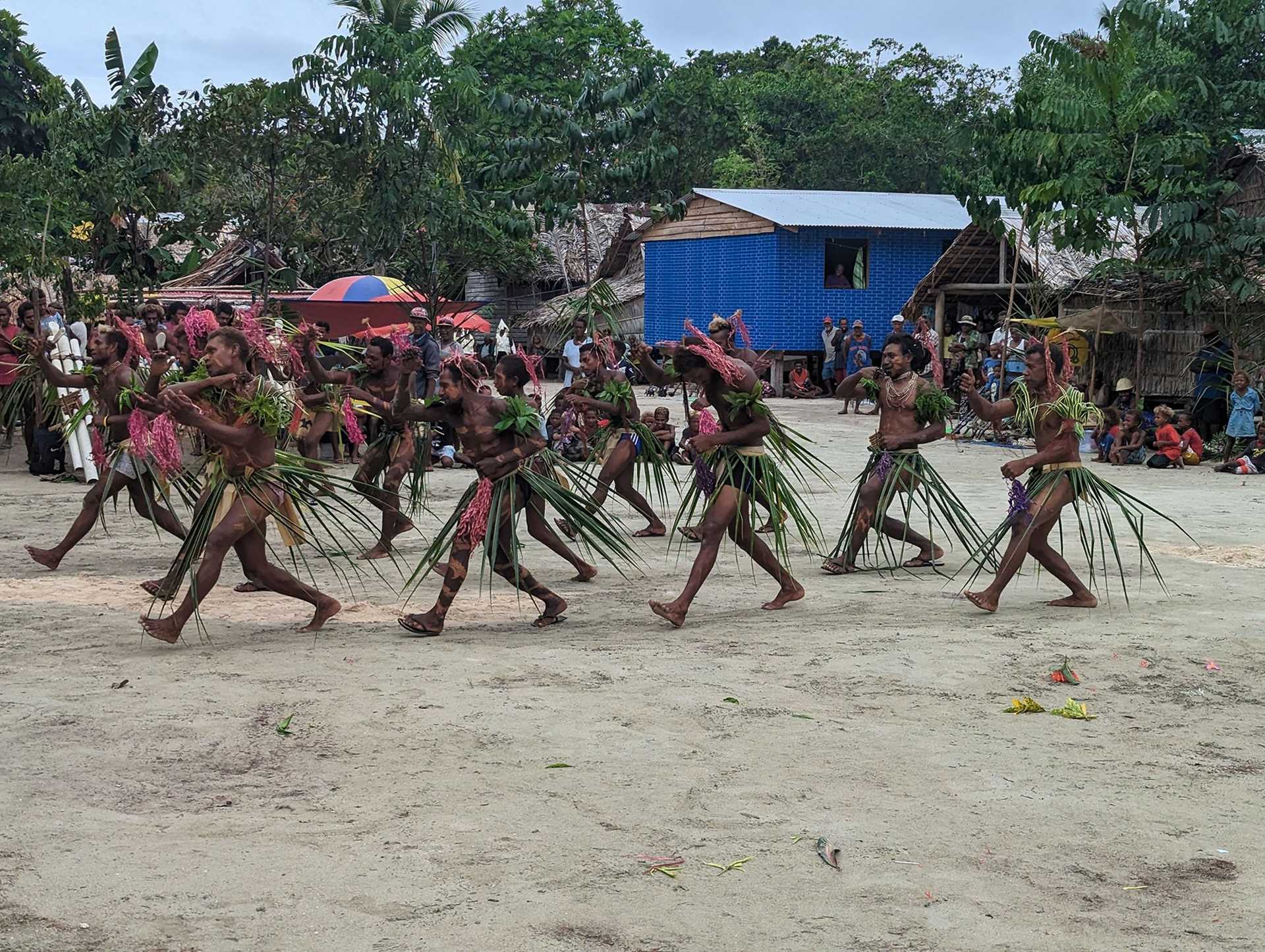 dancers in the solomon islands