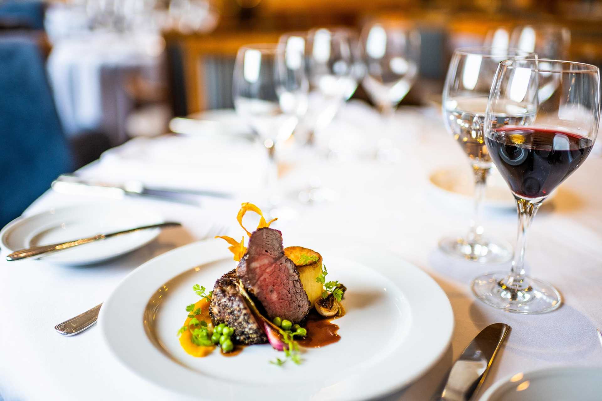 04_Large RGB-LEX-Ship NG Orion Interior - Restaurant - DV314.jpg